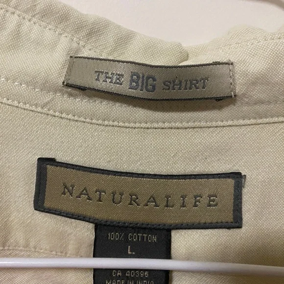 large button up! - Picture 4 of 4